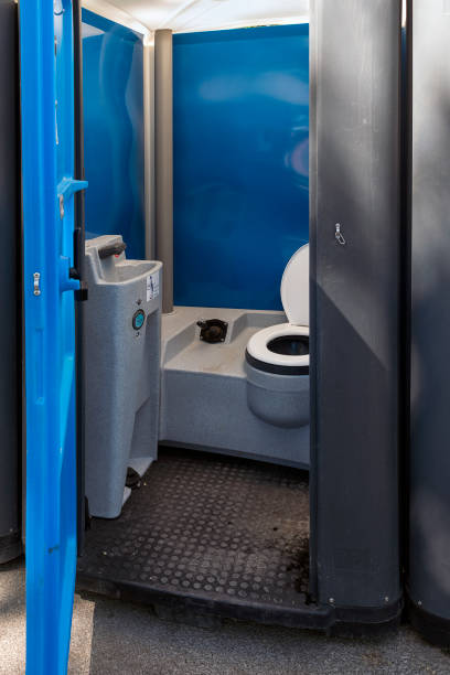 Best Portable bathroom rental  in Georgetown, IN